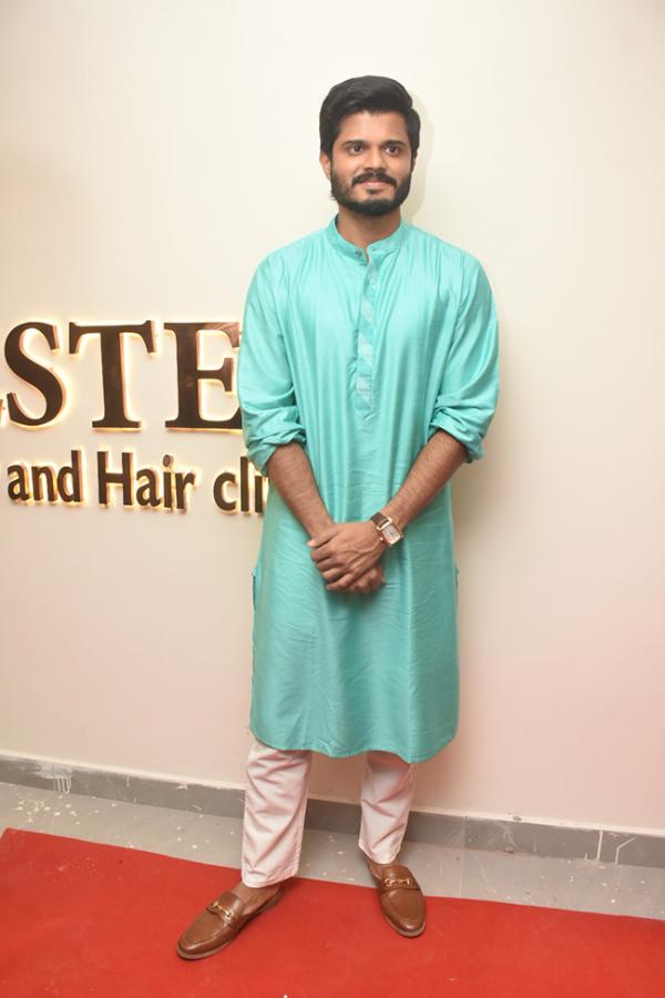 Vaishnavi_20Chaitanya_20Actors_20Anand_20Devarakonda_20in_20kokapet-20.jpg 20