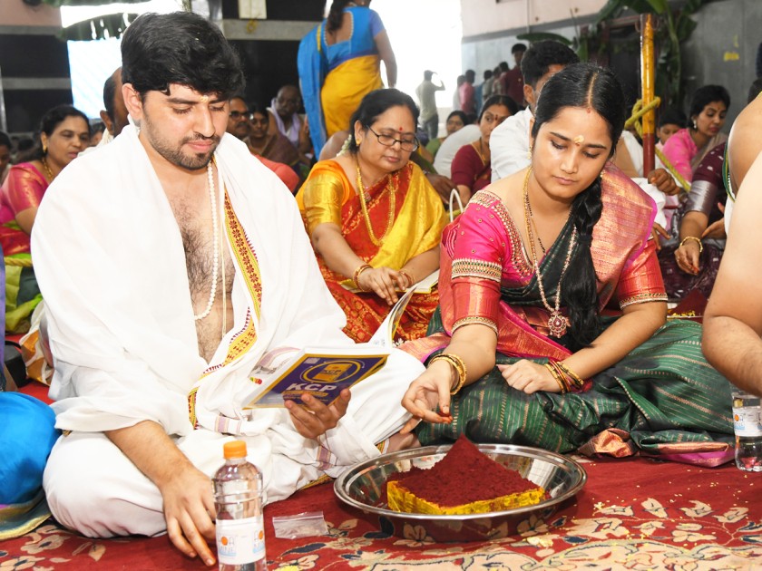 tirupathi-bramosthavan-Governer-AP-27.jpg 28