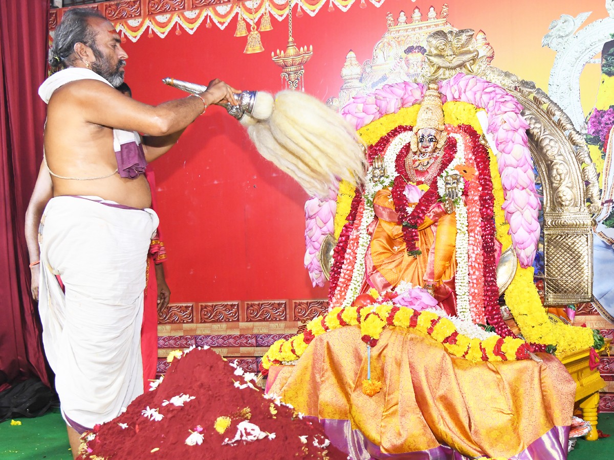 tirupathi-bramosthavan-Governer-AP-32.jpg 33