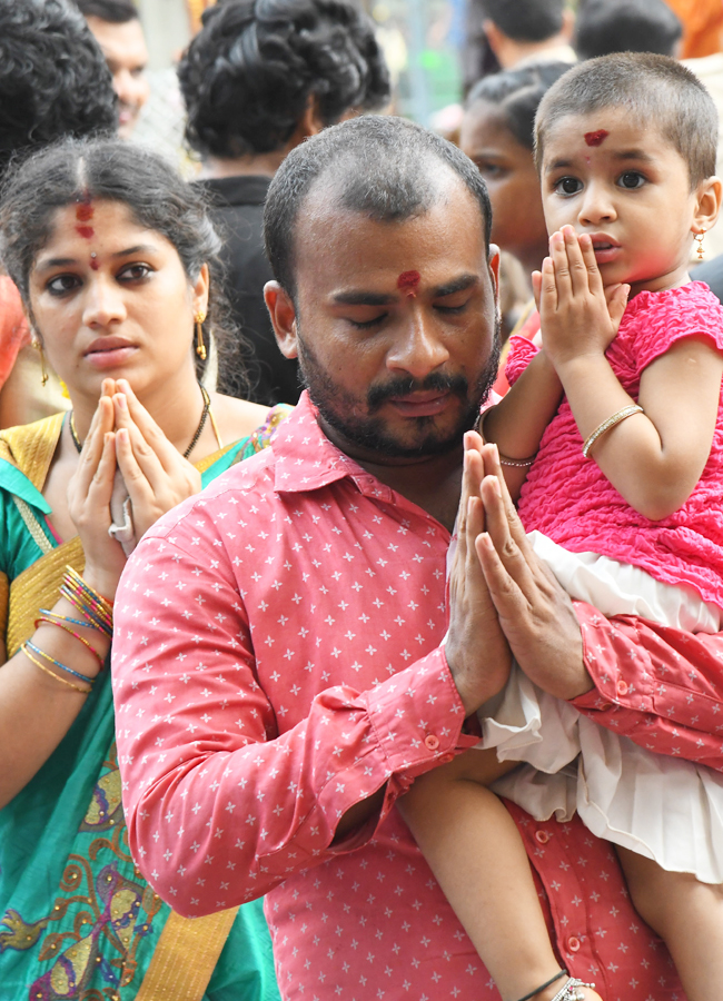 tirupathi-bramosthavan-Governer-AP-38.jpg 39