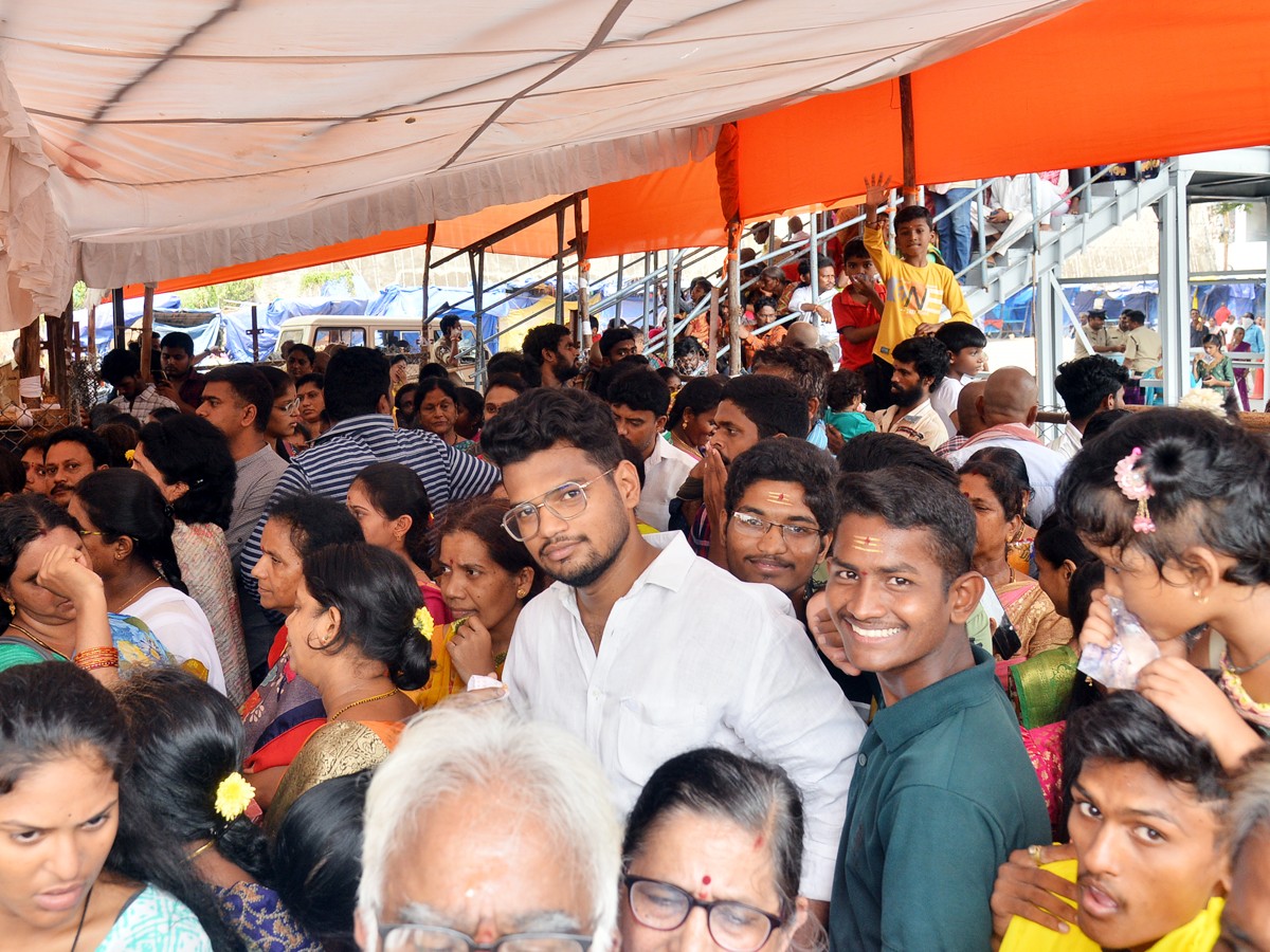 tirupathi-bramosthavan-Governer-AP-44.jpg 45