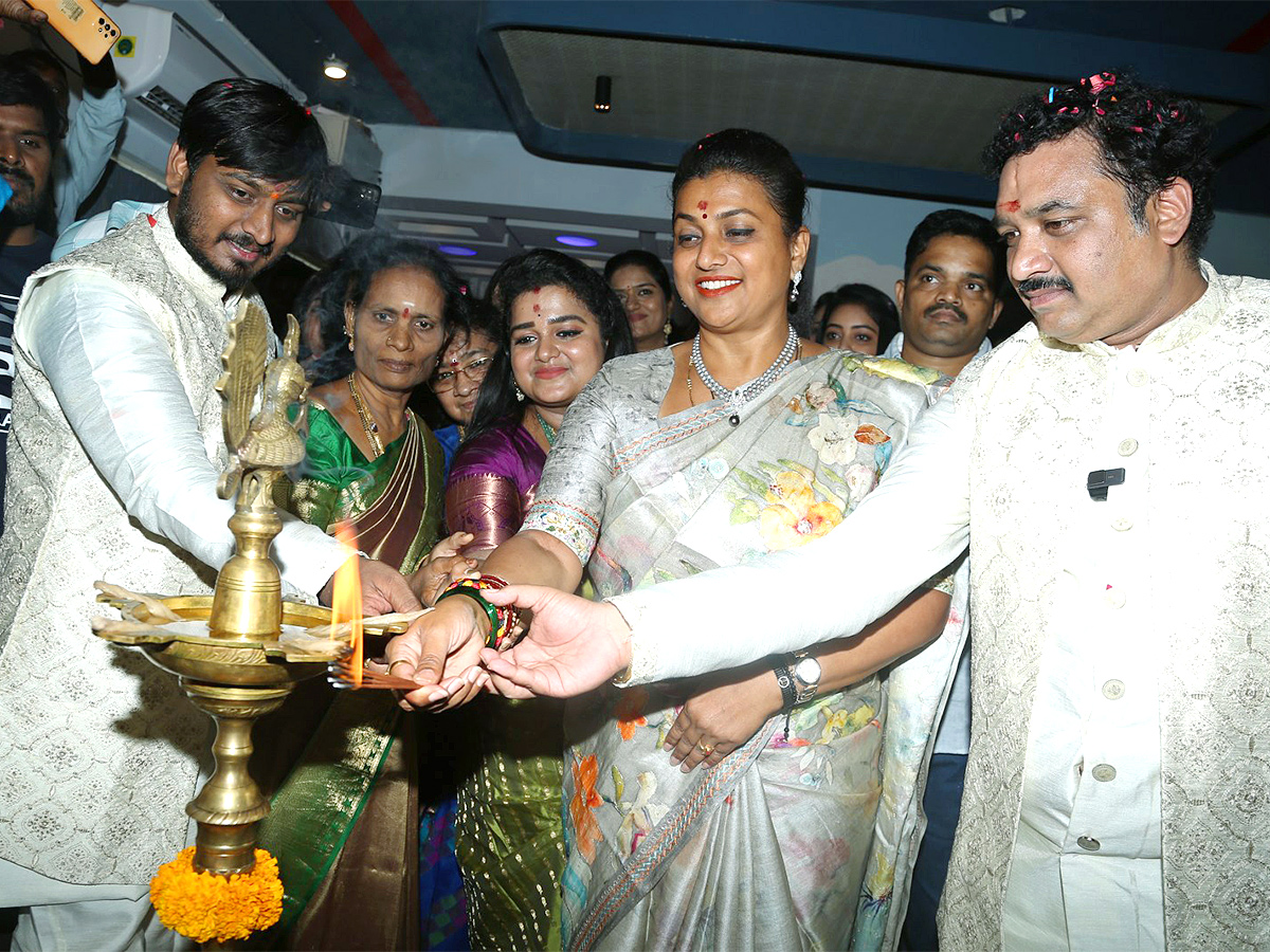 Roja_20Launches_20Mee_20Kadupuninda_20Restaurant_20Photos-12.jpg 11