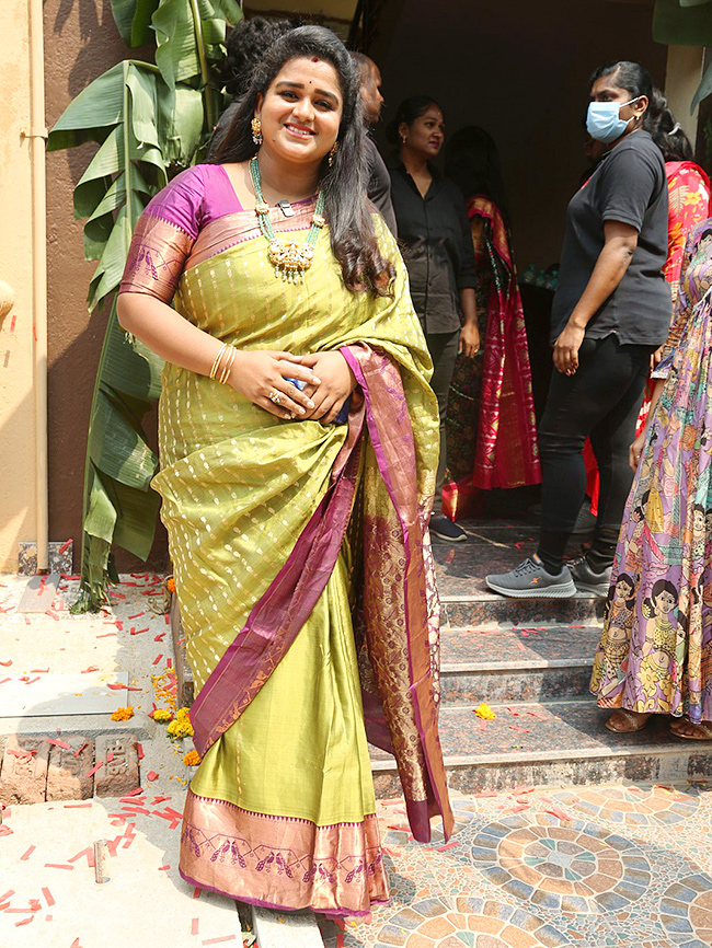 Roja_20Launches_20Mee_20Kadupuninda_20Restaurant_20Photos-18.jpg 17