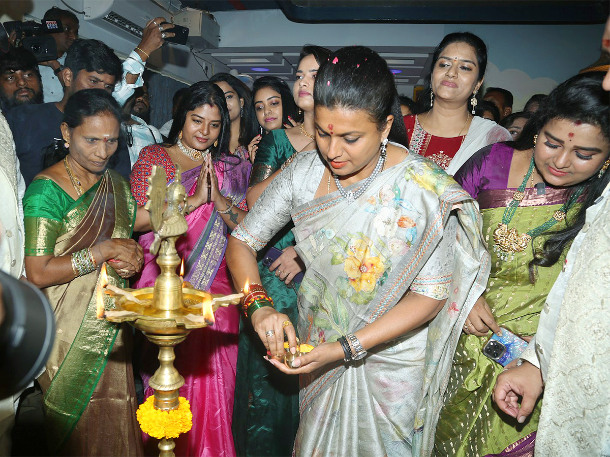 Roja_20Launches_20Mee_20Kadupuninda_20Restaurant_20Photos-24.jpg 23