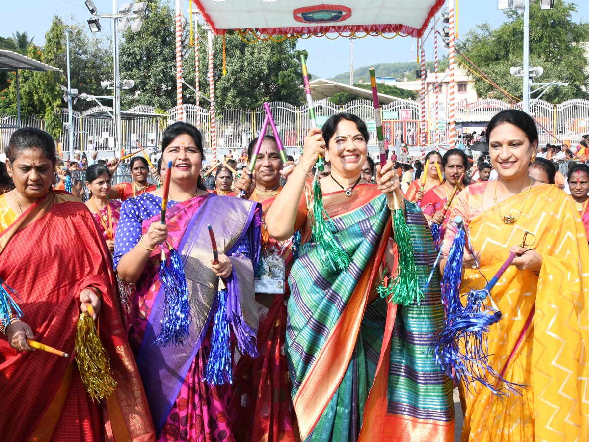 Tirupathi-bramosthavam-18.jpg 19