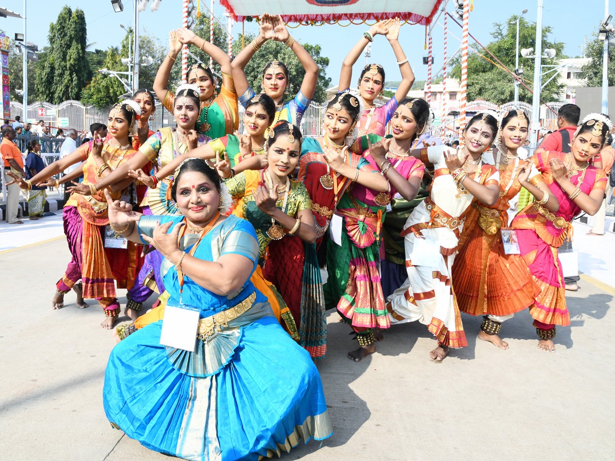 Tirupathi-bramosthavam-24.jpg 25