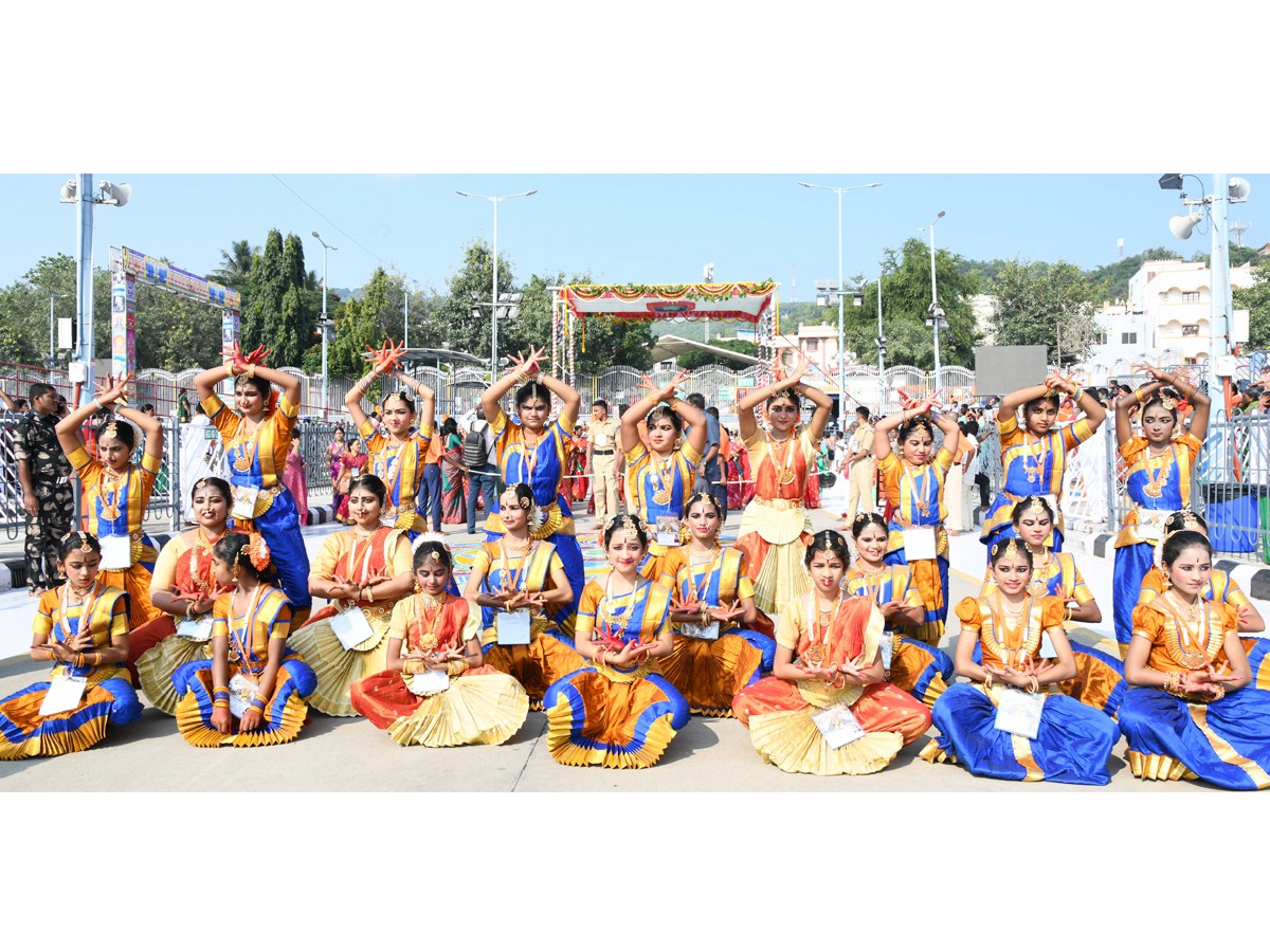 Tirupathi-bramosthavam-26.jpg 27