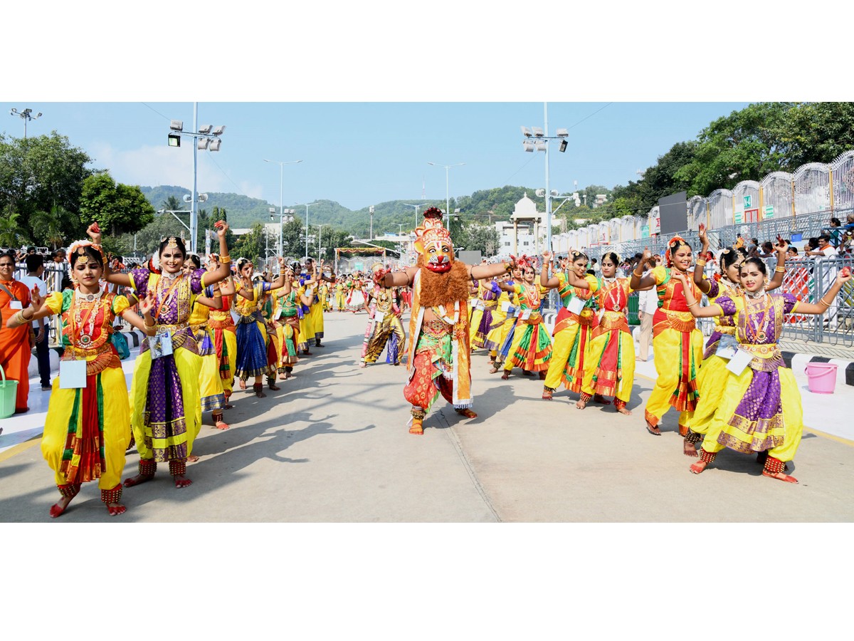 Tirupathi-bramosthavam-33.jpg 34