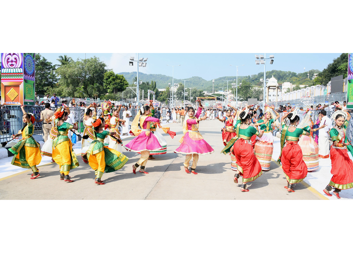 Tirupathi-bramosthavam-38.jpg 39