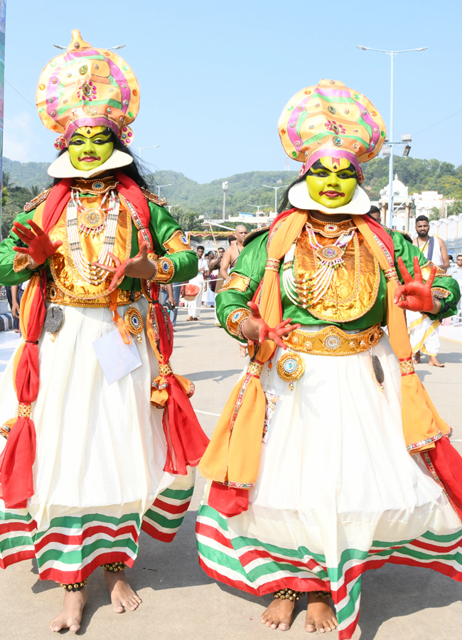 Tirupathi-bramosthavam-43.jpg 44