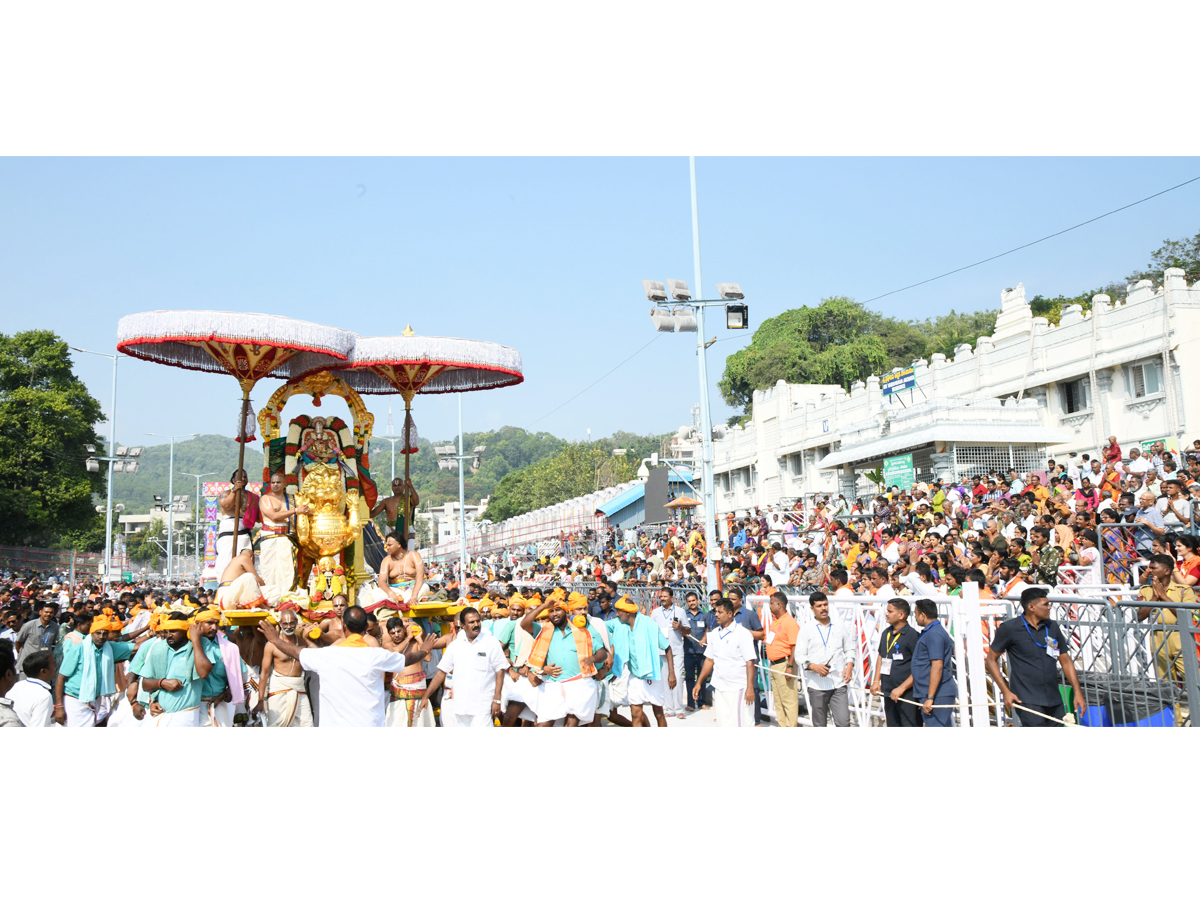 Tirupathi-bramosthavam-6.jpg 7