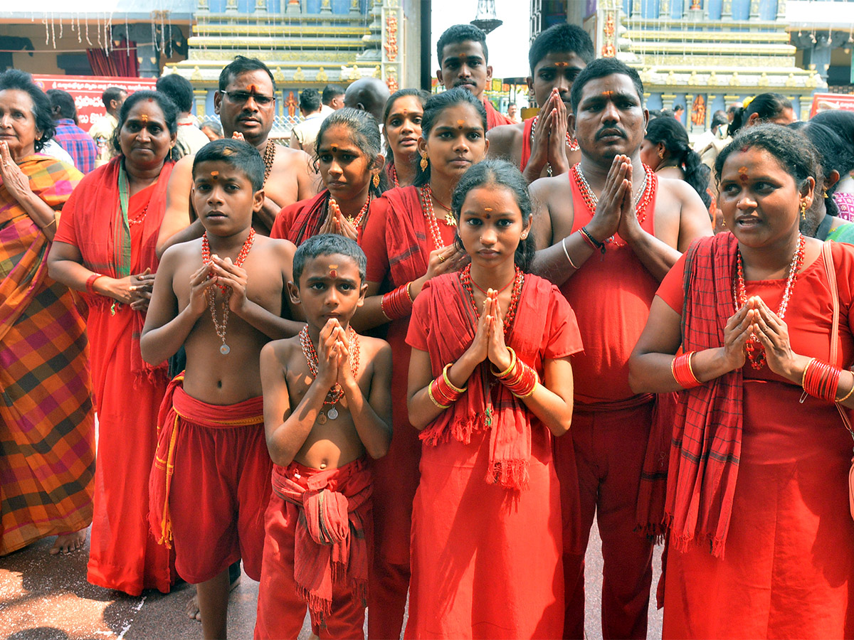Vijayawada_20Indrakeeladri_20Dussehra_20Celebrations_202023_20Photos-13.jpg 13