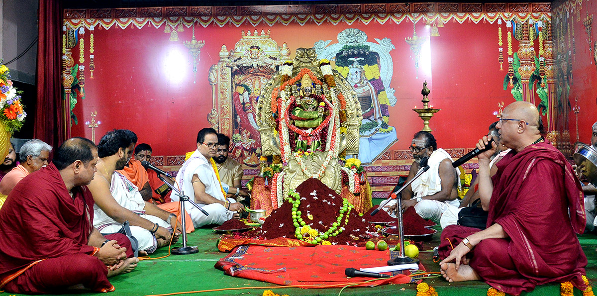 Vijayawada_20Indrakeeladri_20Dussehra_20Celebrations_202023_20Photos-43.jpg 41