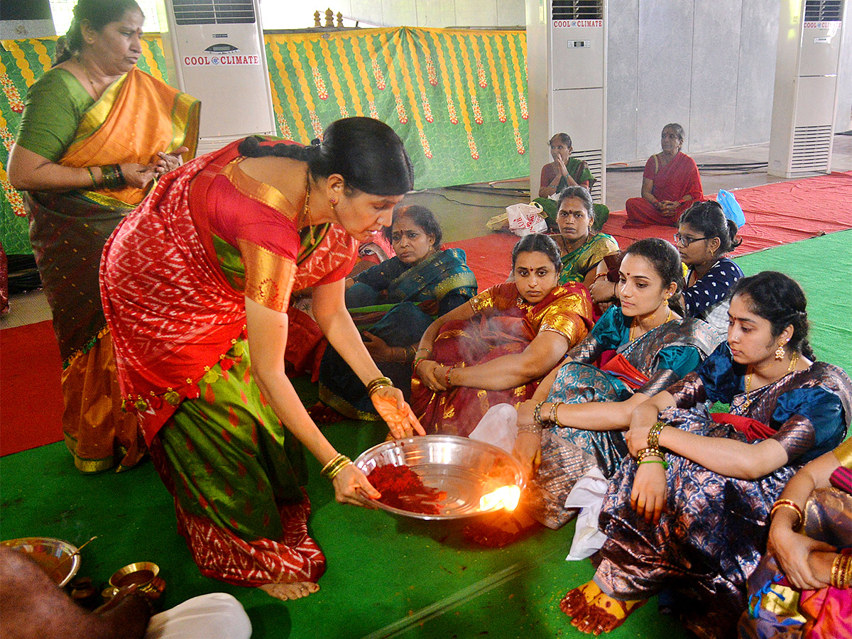 Vijayawada_20Indrakeeladri_20Dussehra_20Celebrations_202023_20Photos-47.jpg 45