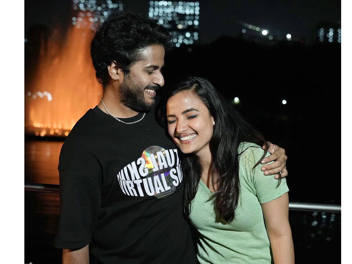 Anchor_20Ravi_20Daughter_20Viya_20Birthday_20Celebrations_20With_20Bigg_20Boss_20Contestants_20Photos_1.jpg 2