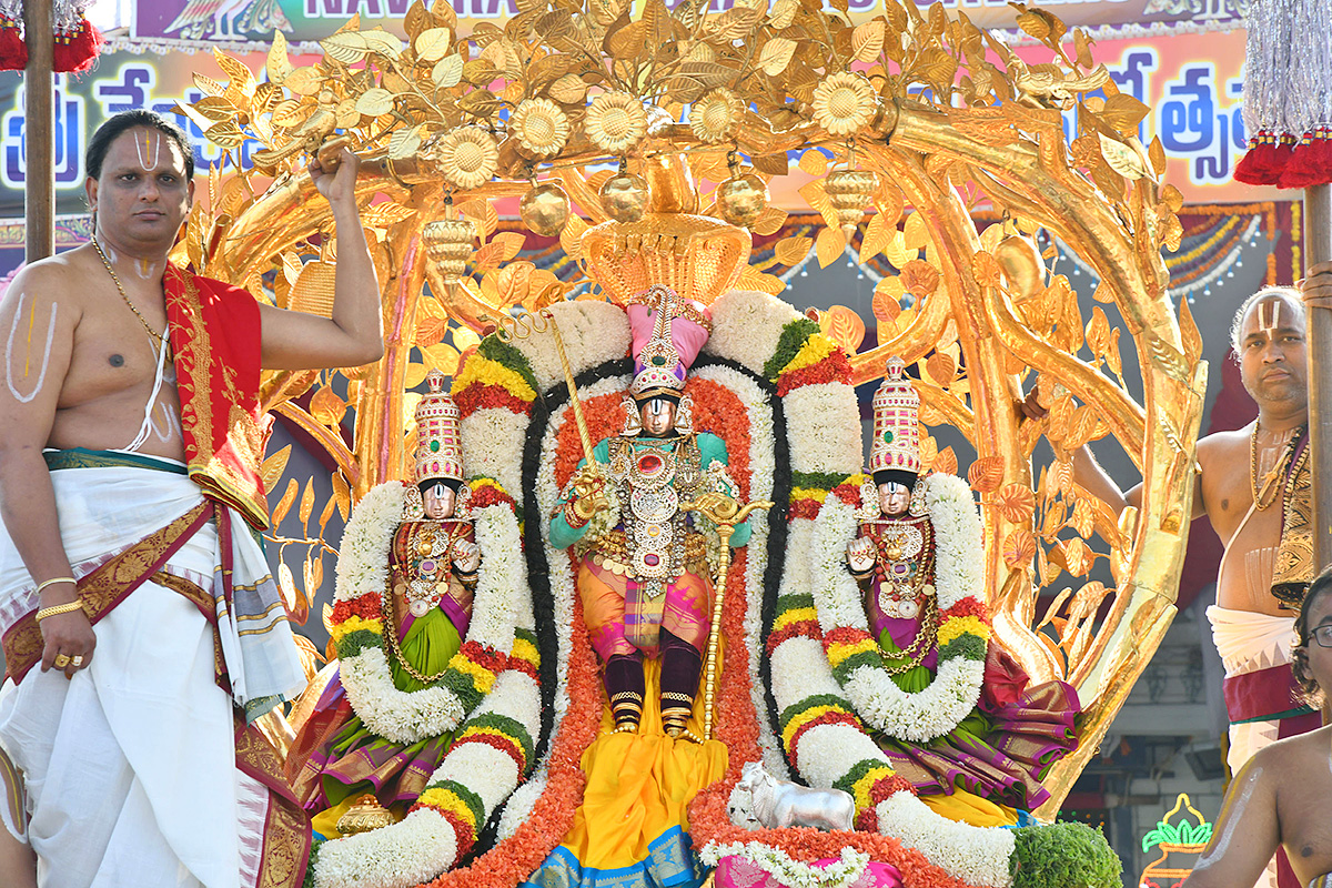 Sri_20Vari_20Navaratri_20Brahmotsavam_202023_20Pictures_20-14.jpg 13