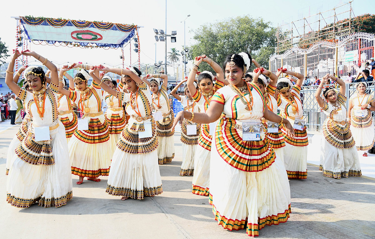 Sri_20Vari_20Navaratri_20Brahmotsavam_202023_20Pictures_20-30.jpg 29