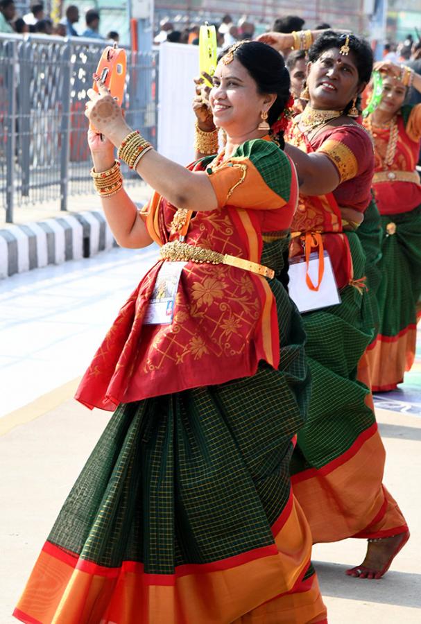 Sri_20Vari_20Navaratri_20Brahmotsavam_202023_20Pictures_20-43.jpg 42