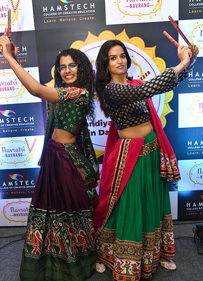 Hamstic_20Celebrating_20Dandiya_20at_20NConvenction_20Madhapur-4.jpg 4
