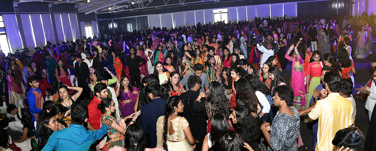 Hamstic_20Celebrating_20Dandiya_20at_20NConvenction_20Madhapur-9.jpg 9