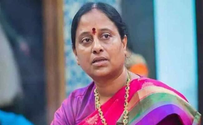 Konda-Surekha-Fell-From-The.jpg