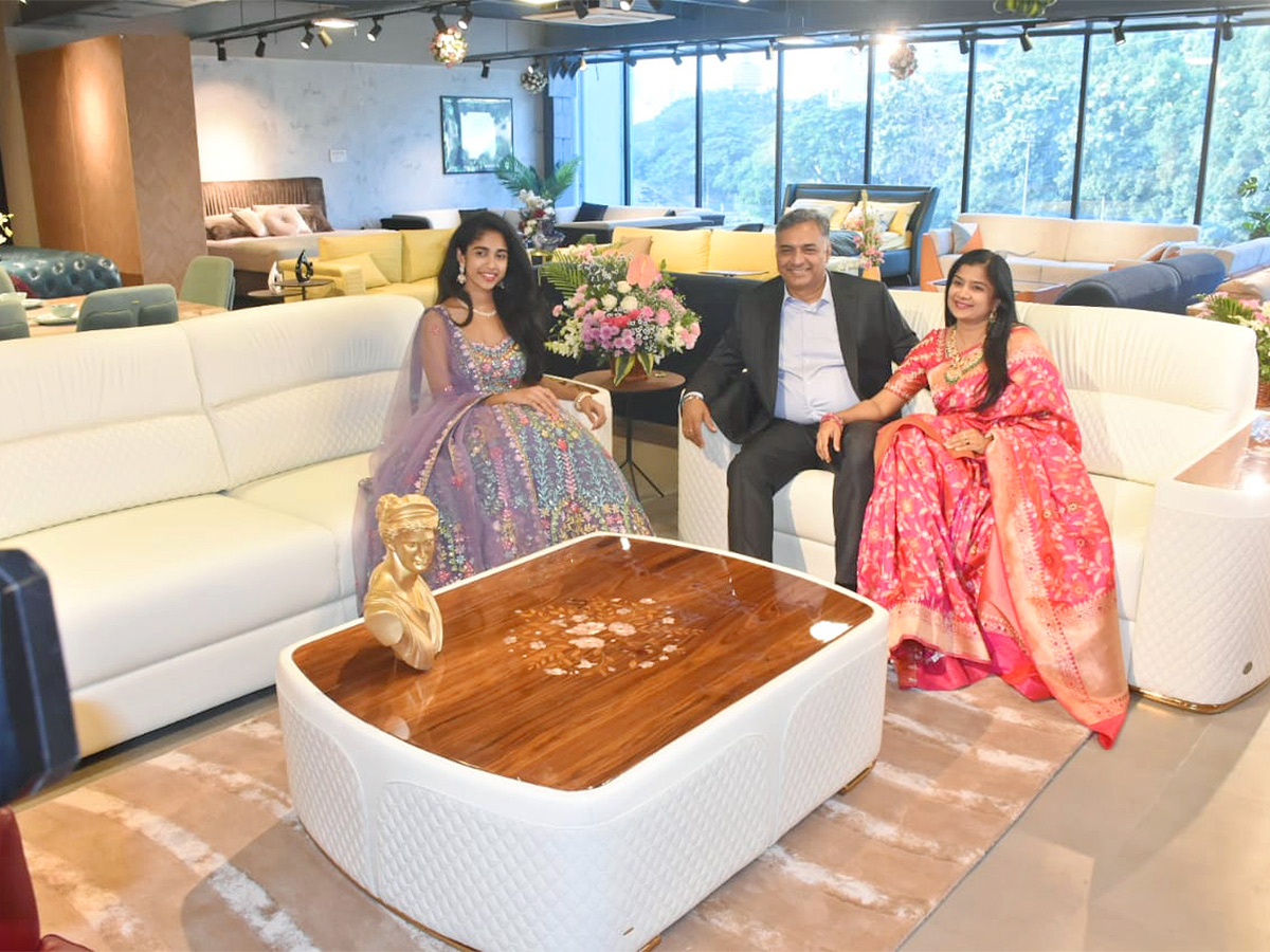 Restly_20Furniture_20Launch_20In_20Hyderabad-4.jpg 4