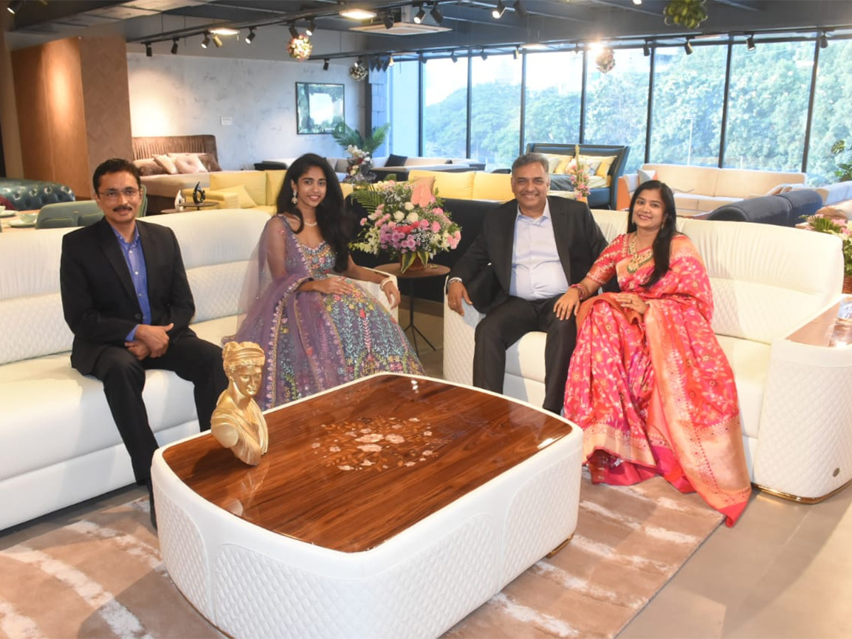 Restly_20Furniture_20Launch_20In_20Hyderabad-6.jpg 6