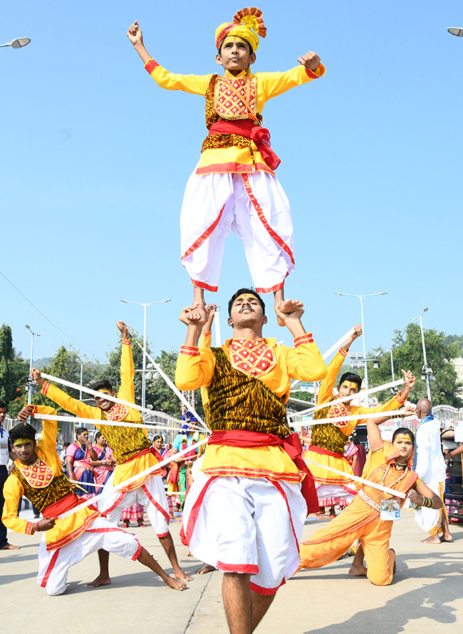 Hanumantha_20Vahana_20Tirumala_20brahmotsavam_202023_20Pics-33.jpg 31