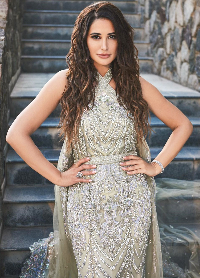 Nargis-Fakhri-10.jpg 11