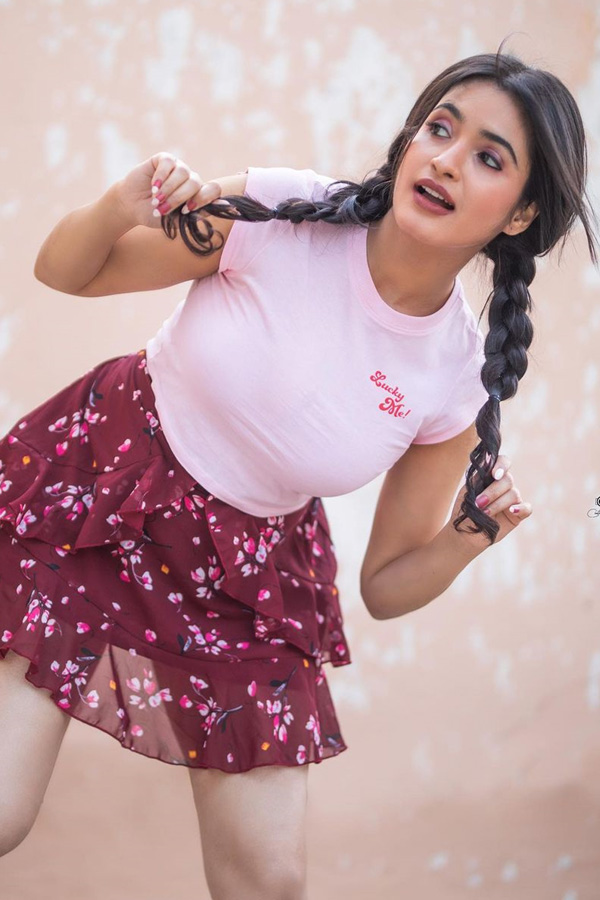 Rathika_20Rose_20BigBoss_20Telugu_207_20Stunning_20Photos_1.jpg 2