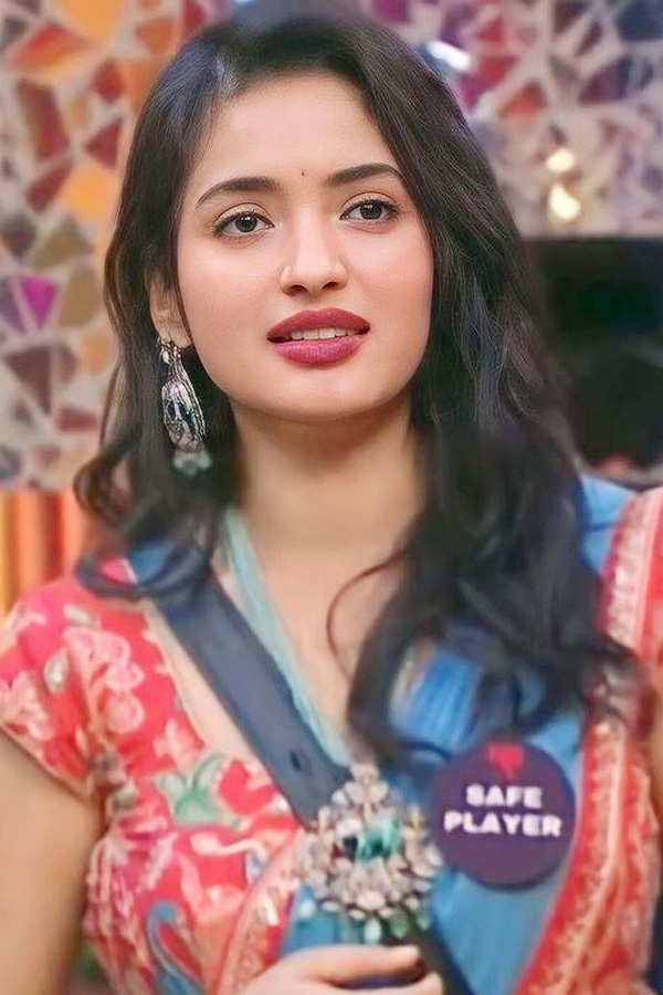 Rathika_20Rose_20BigBoss_20Telugu_207_20Stunning_20Photos_17.jpg 18