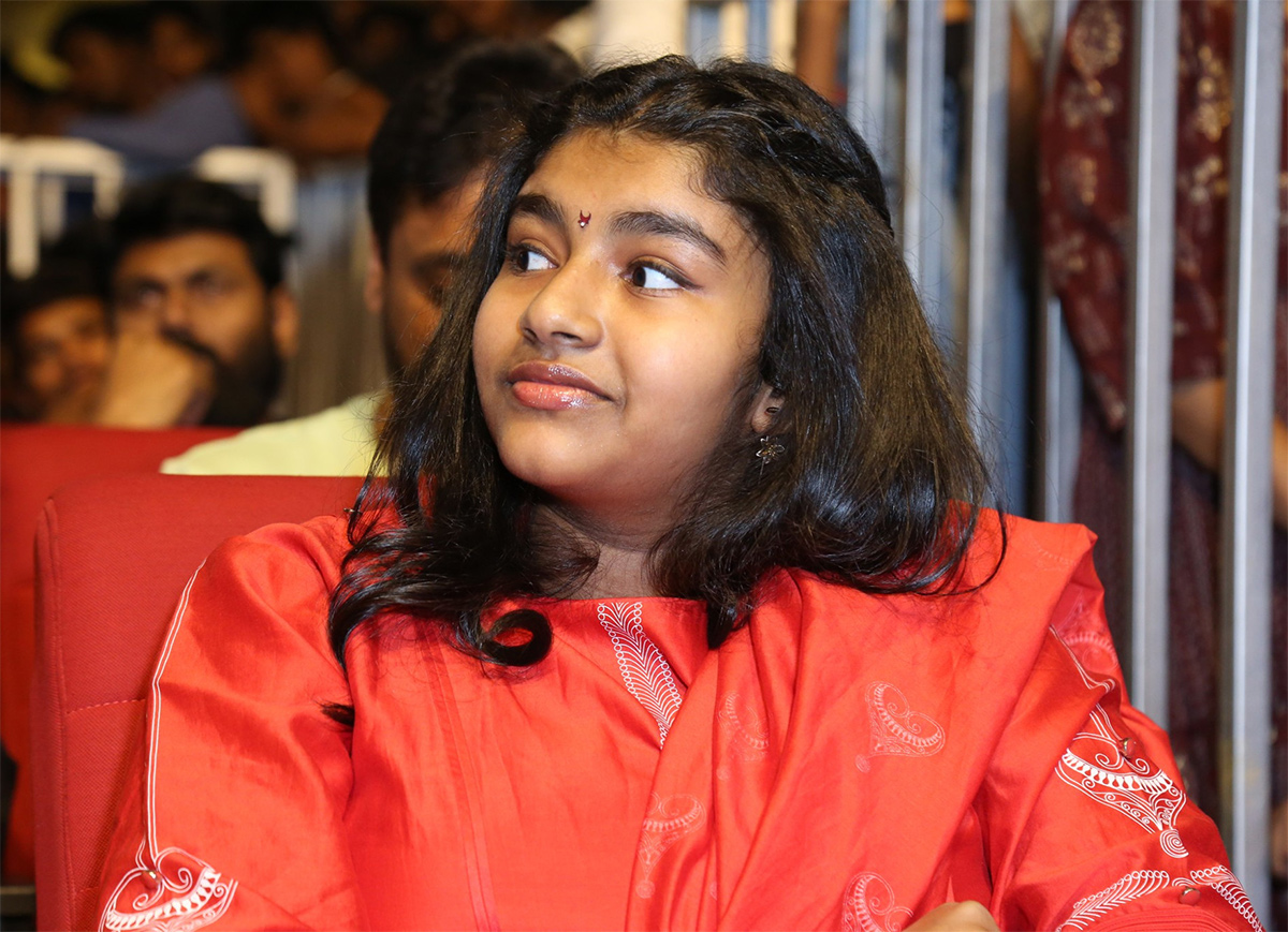 Renu_20Desai_20Daughter_20Aadhya_20Stills-1.jpg 1