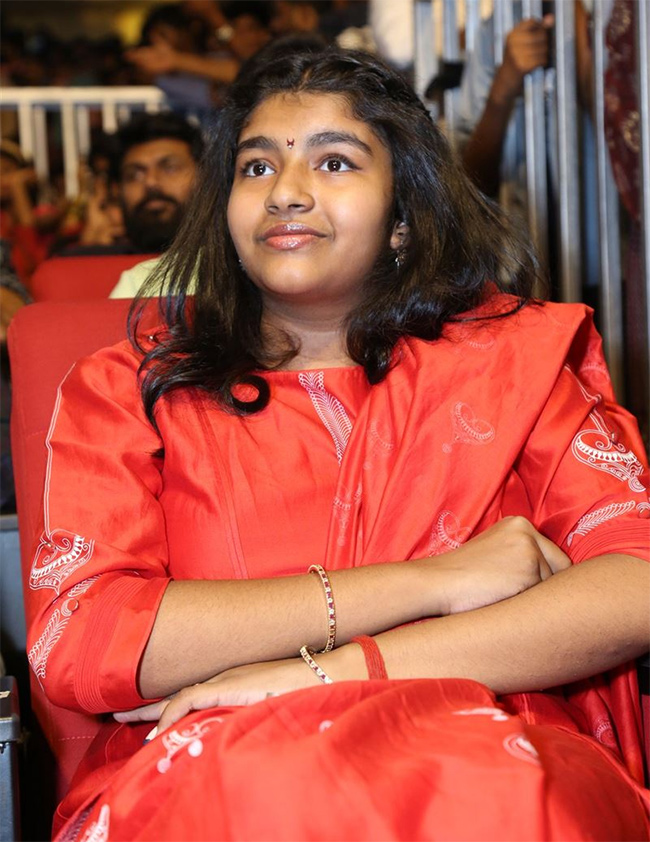 Renu_20Desai_20Daughter_20Aadhya_20Stills-11.jpg 10