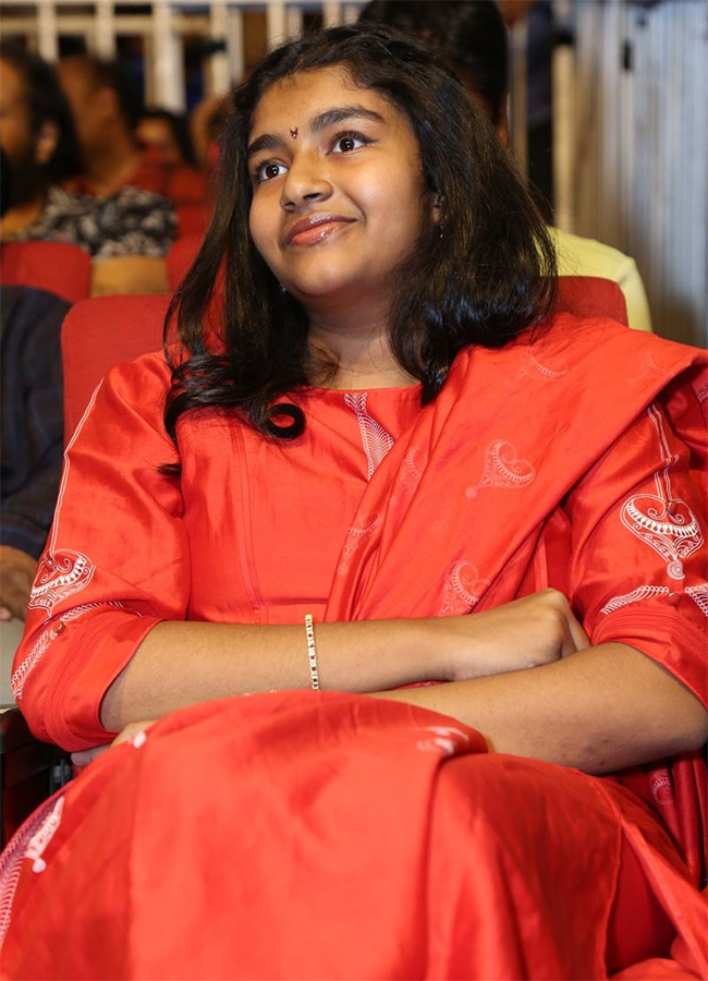 Renu_20Desai_20Daughter_20Aadhya_20Stills-13.jpg 12