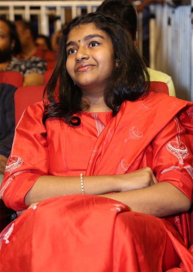 Renu_20Desai_20Daughter_20Aadhya_20Stills-4.jpg 4