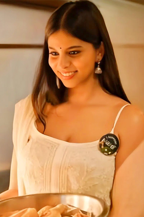 Shahrukh_20Khans_20Daughter_20suhana_20khan_20Stills_13.jpg 14