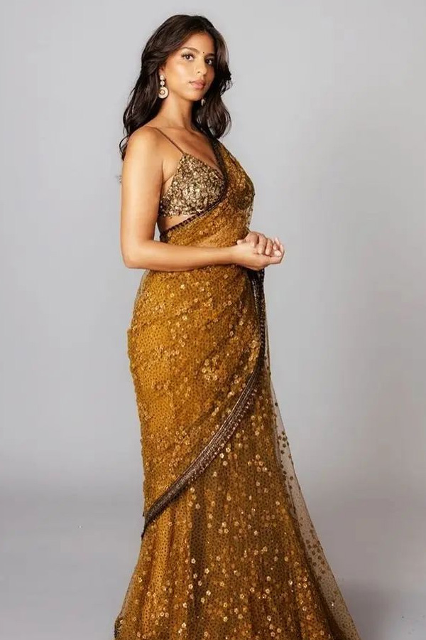 Shahrukh_20Khans_20Daughter_20suhana_20khan_20Stills_6.jpg 7