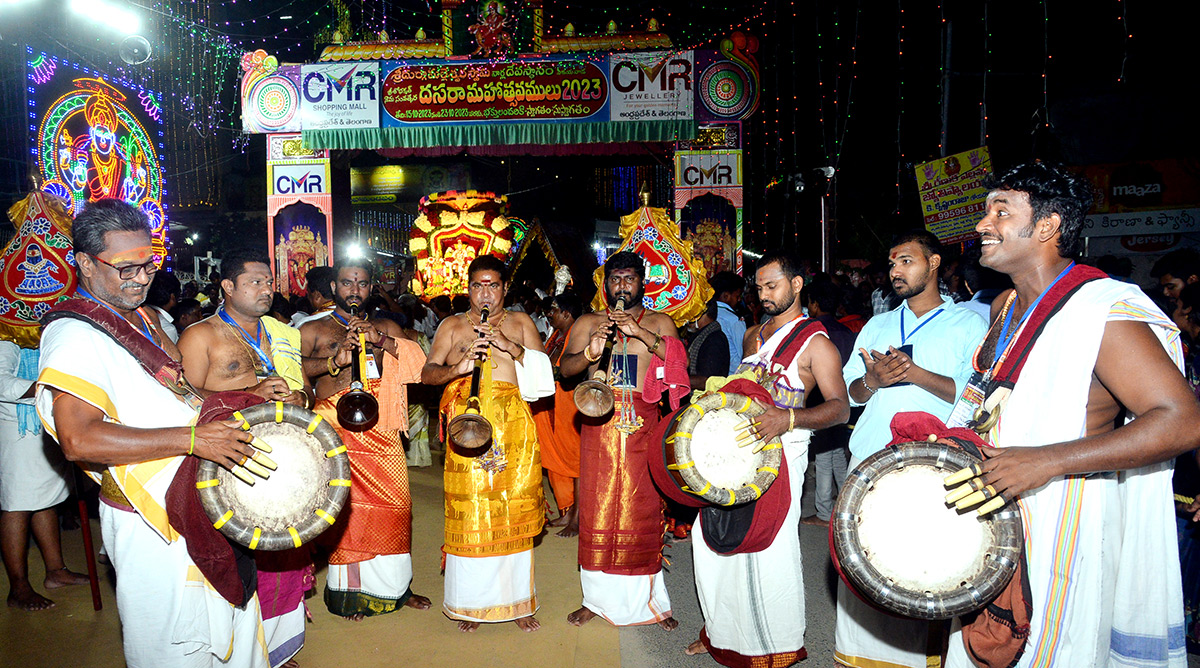Navaratri_202023_20Celebrations_20at_20Vijayawada_20Photos-24.jpg 22