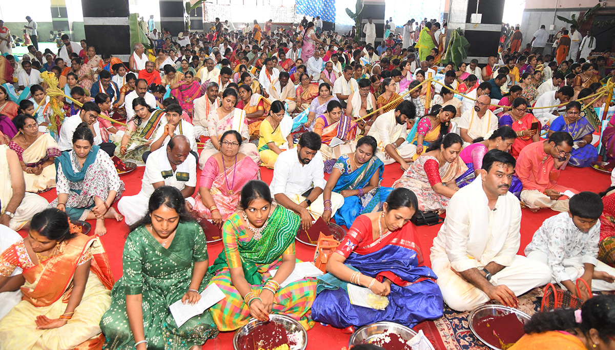 Navaratri_202023_20Celebrations_20at_20Vijayawada_20Photos-28.jpg 26