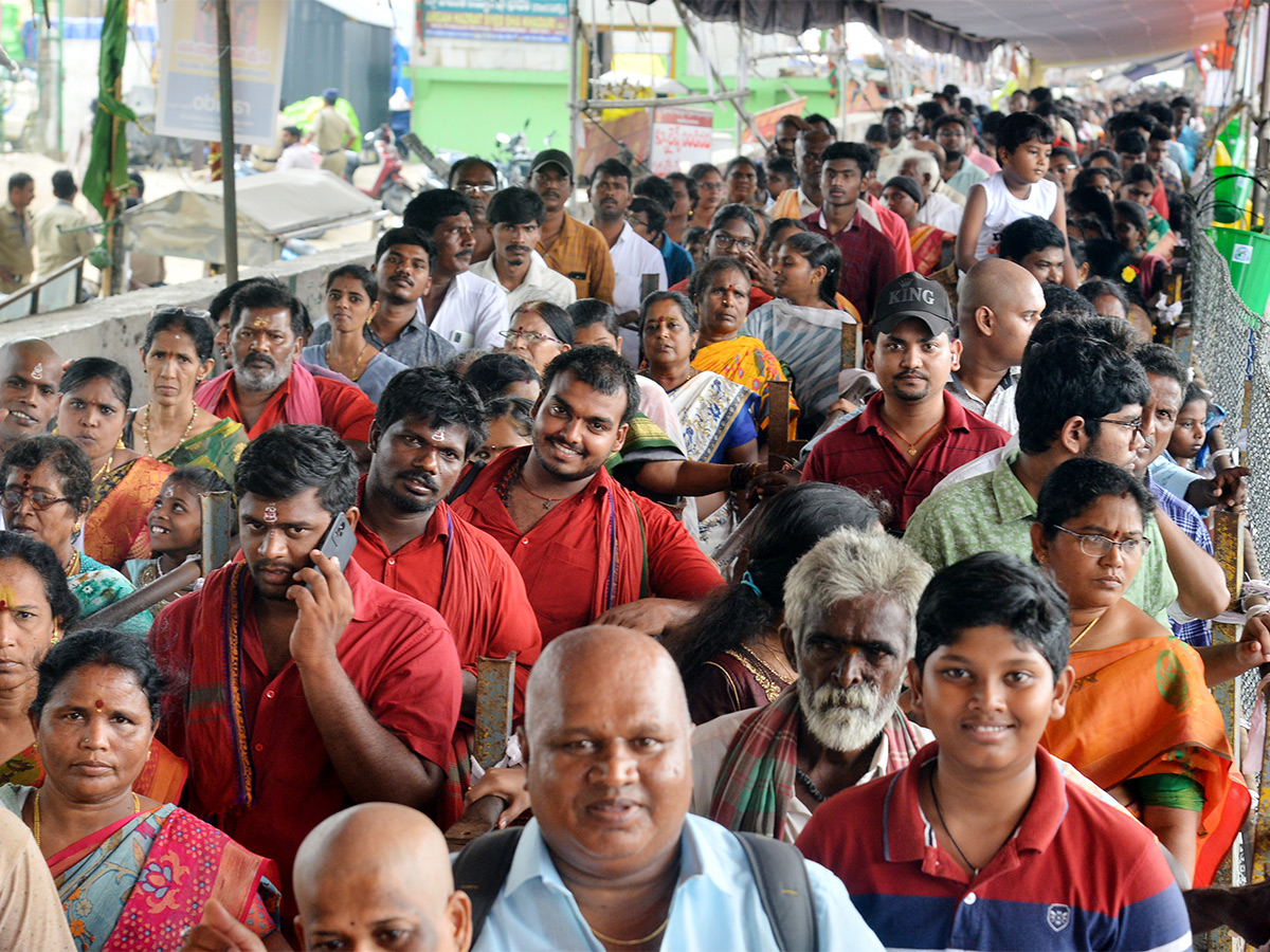 Navaratri_202023_20Celebrations_20at_20Vijayawada_20Photos-43.jpg 28