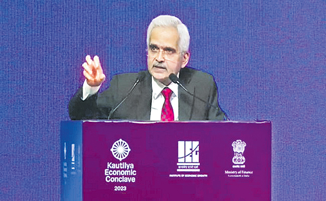 SHAKTIKANTA-DAS.jpg