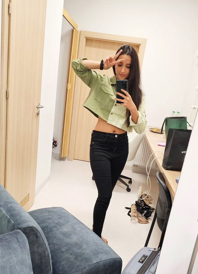 Srinidhi_Shetty_19.jpg 20