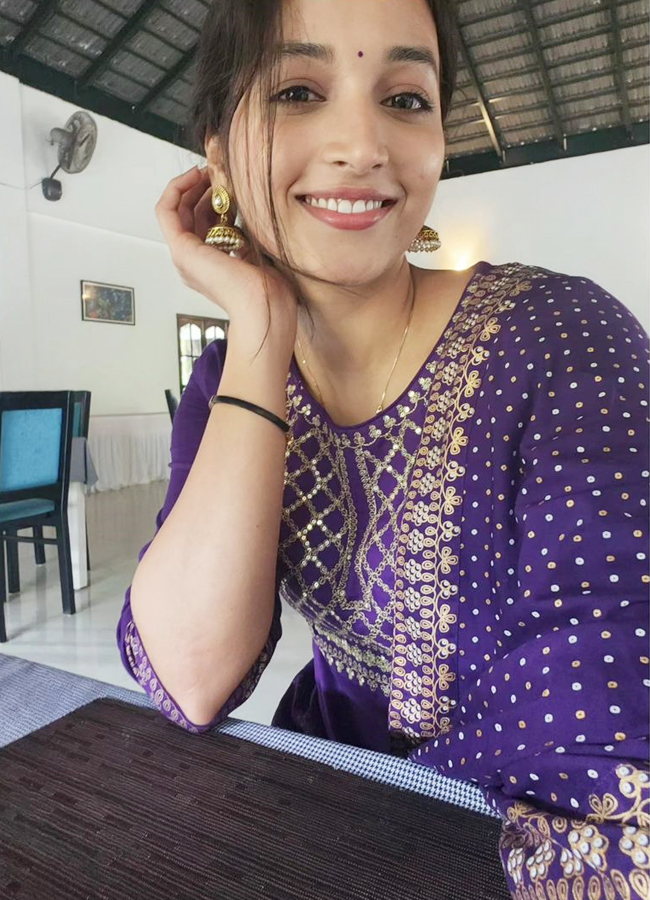 Srinidhi_Shetty_30.jpg 31