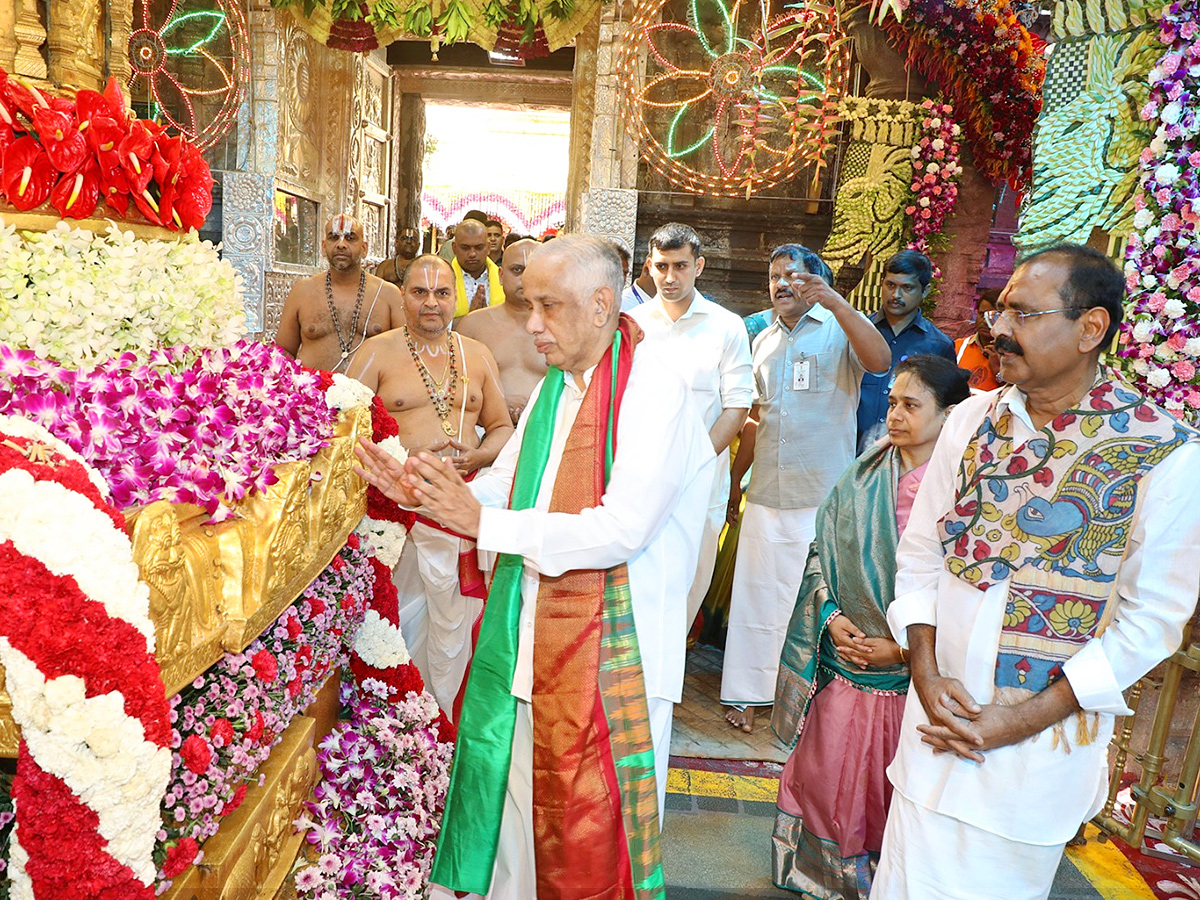 Andhra_20Pradesh_20Governor_20Abdul_20Nazeer_20Visited_20Tirumala_20PHotos_18.jpg 18