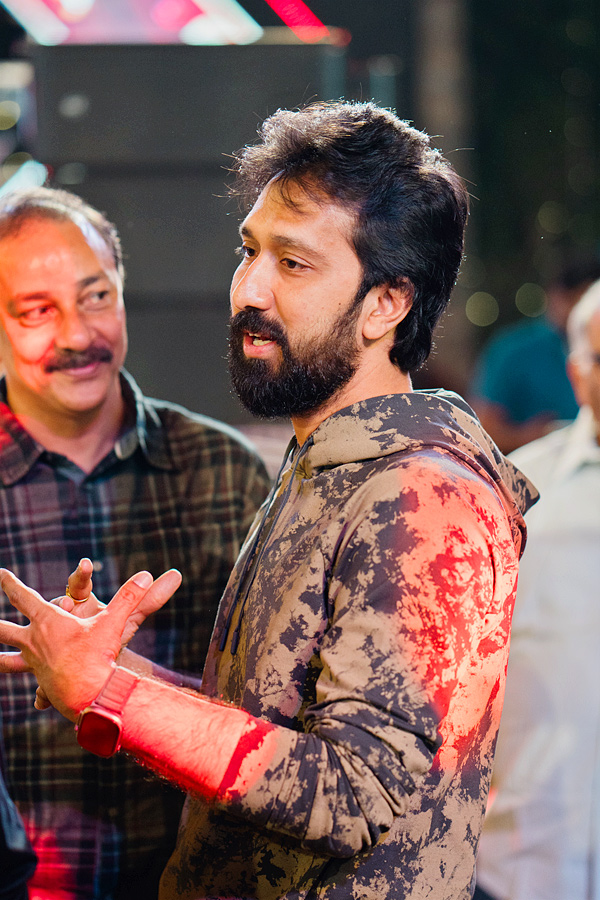 Mythri_20Movie_20Makers_20Celebrates_20National_20Award_20Winners_20of_20TFI_20Event_20PHotos_7.jpg 8