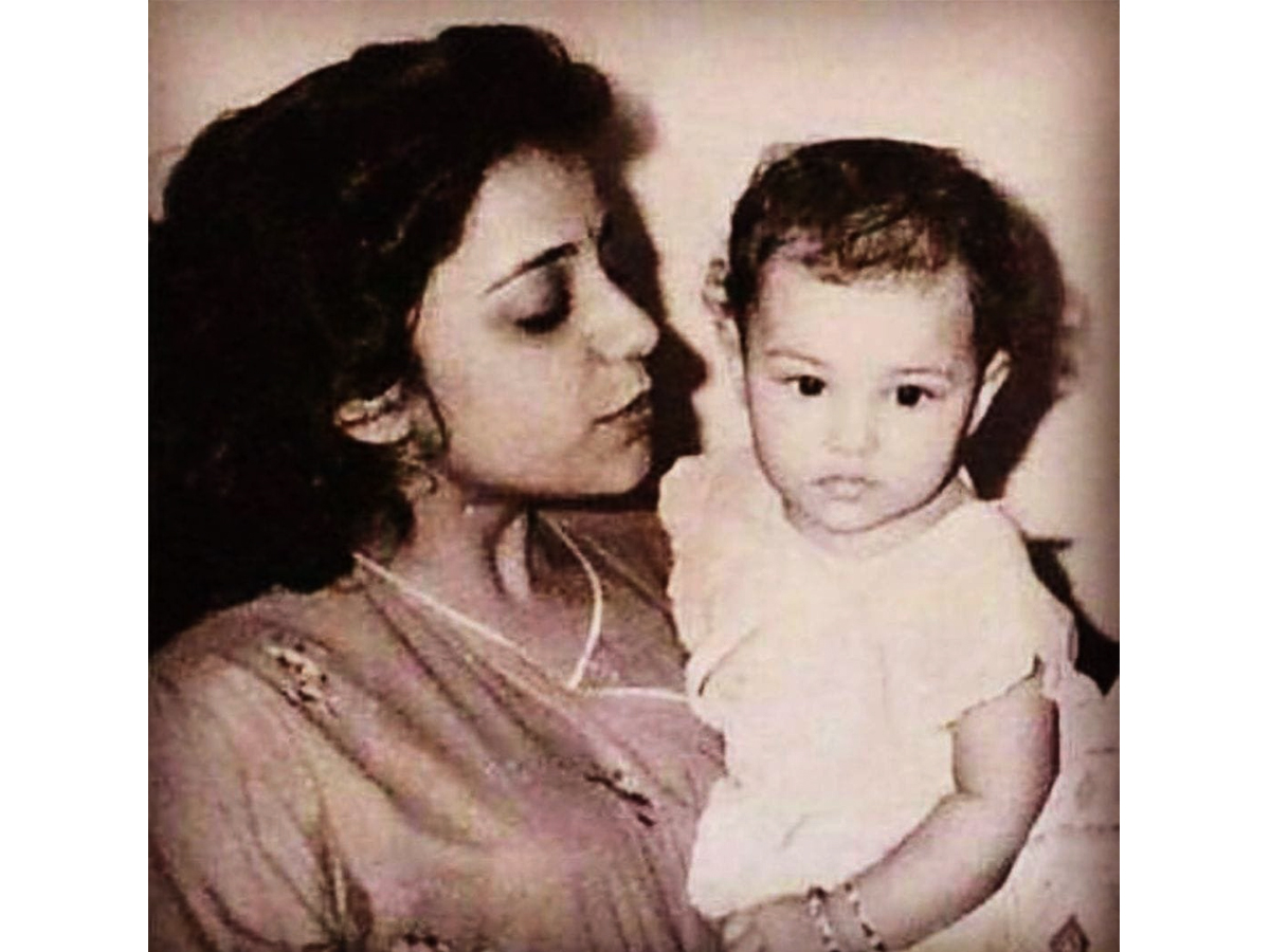 Parineeti-chopra-1.jpg 2