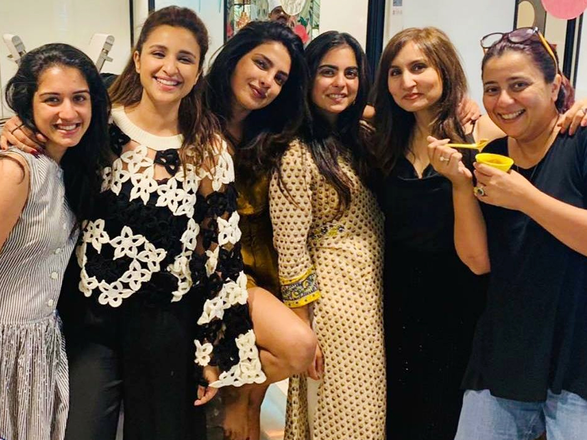Parineeti-chopra-15.jpg 16