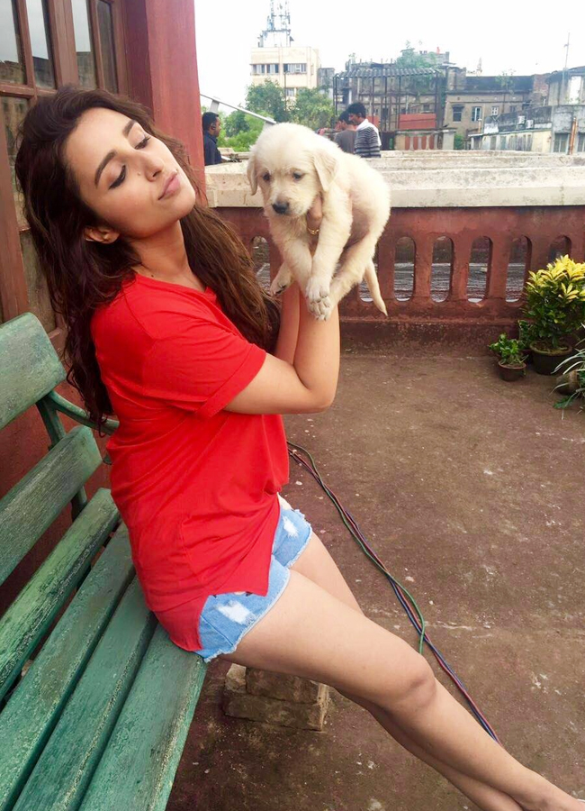 Parineeti-chopra-24.jpg 25