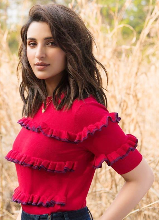 Parineeti-chopra-2_0.jpg 3