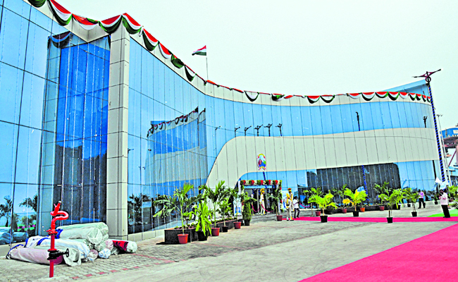 VISHKA.jpg